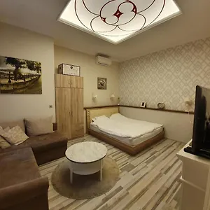 In Ii. Appartement Boedapest