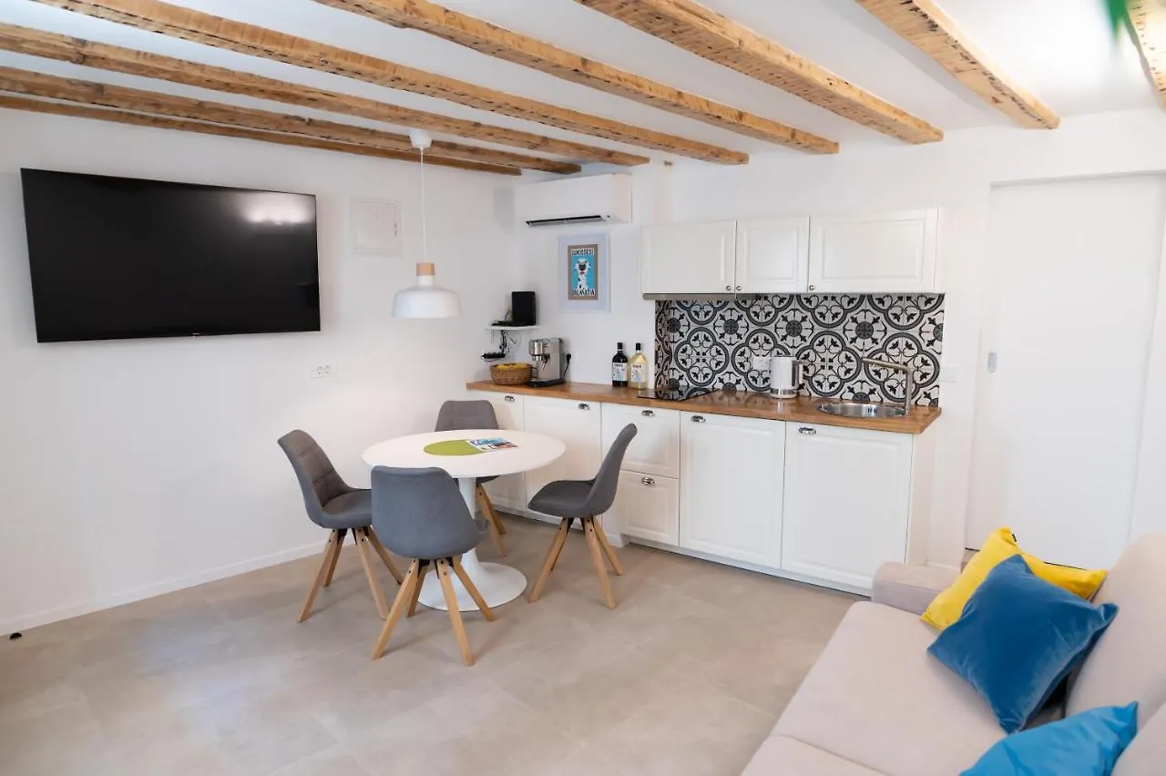 Vitelli Apartments And Rooms 斯普利特