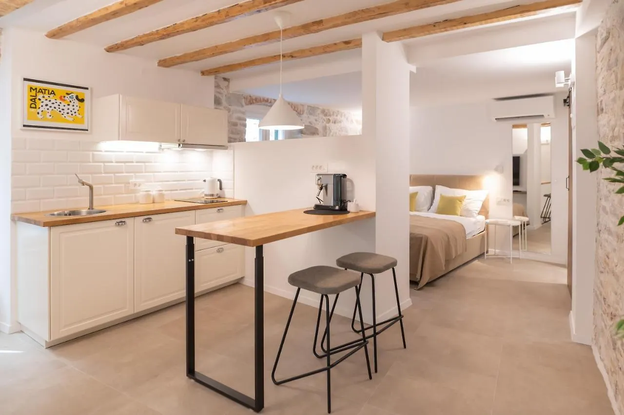 Vitelli Apartments And Rooms 斯普利特