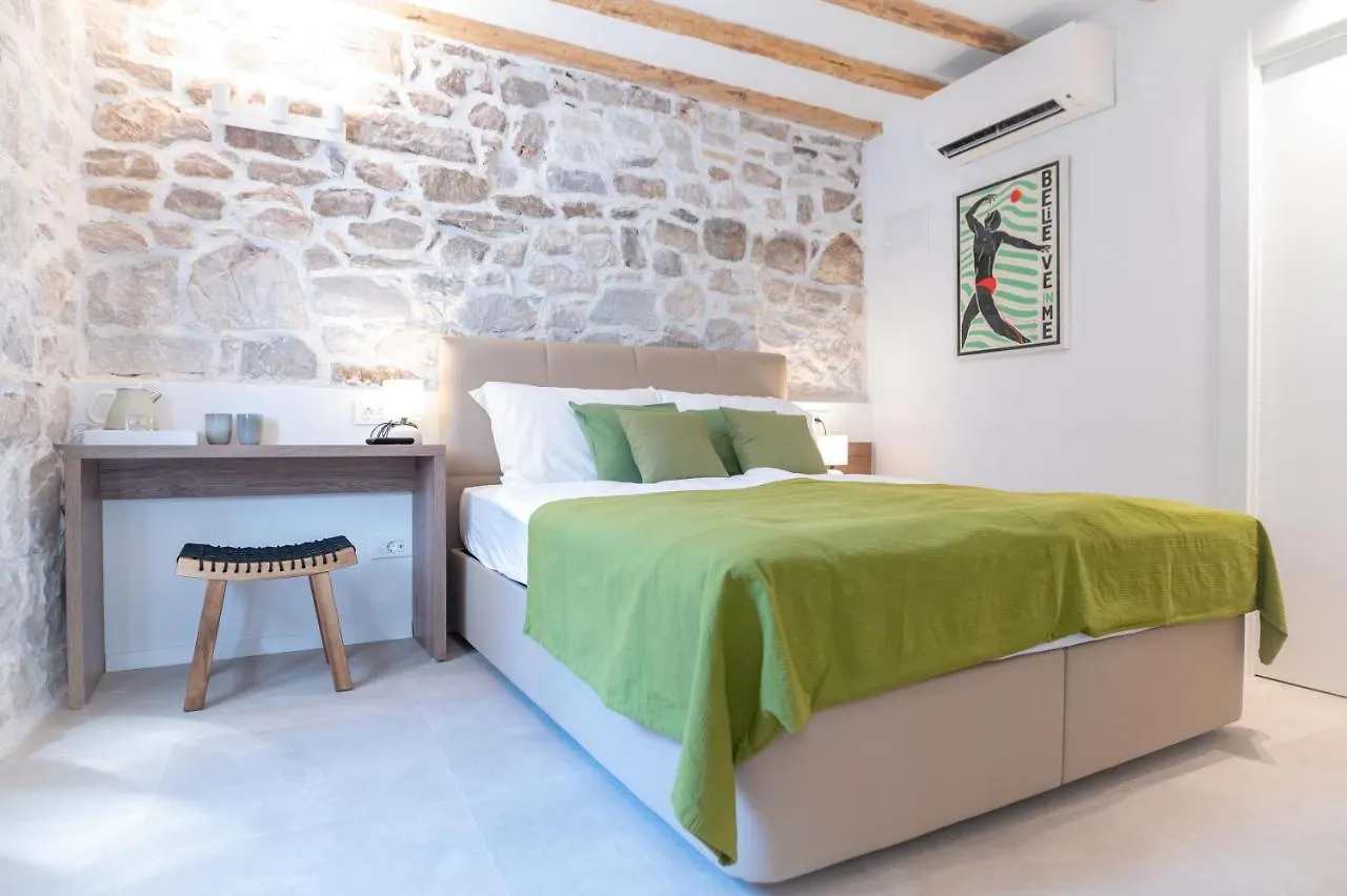 Vitelli Apartments And Rooms Split
